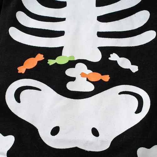 Vista 5 de XuKoccYiee My First Halloween - Mameluco de calabaza para bebés recién nacidos y niñas con esqueleto de calavera para niños y niñas