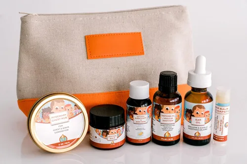 Vista 10 de Punkin Butt Aceite de oído para bebés Ajo orgánico, gordolobo, gotas de caléndula para los oídos seguros para bebés (1 oz)