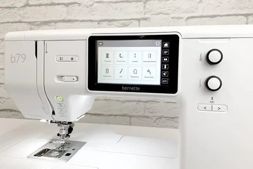 Vista 2 de Bernette B79 - Máquina de coser y bordar computarizada con pantalla táctil a color de 5 pulgadas, perillas multifunción, 4 LEDs y espacio de costura