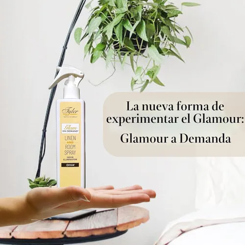 Vista 2 de Tyler Glam on Demand - Spray para Ropa de Cama y Habitación Aroma Diva Paquete de 2 - Paquete de Ambientador y Eliminador de Olores con Bolígrafo
