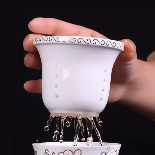 Vista 3 de Taza de té de porcelana con tapa de infusor y juegos de platillos Taza de café de cerámica china Jingdezhen Taza de té de hoja suelta Sistema