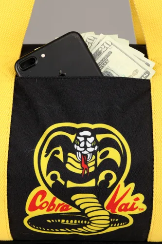 Vista 5 de Bolsa Duffle Cobra Kai Multicolor