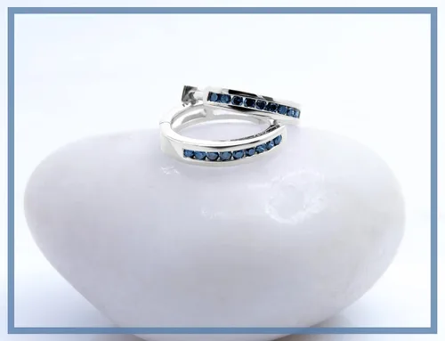Vista 3 de Dazzlingrock Collection - Pendientes de aro pequeños de 0,18 quilates (14 quilates, oro blanco)