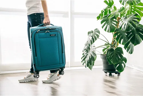 Vista 6 de Samsonite Saire LTE Softside - Maleta expandible con ruedas giratorias, Verde Pino, Saire Lte Softside - Equipaje extensible con ruedas giratorias