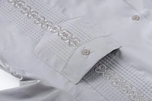 Vista 4 de Camisas de manga corta para hombre de Guayabera con botones para la playa cubana