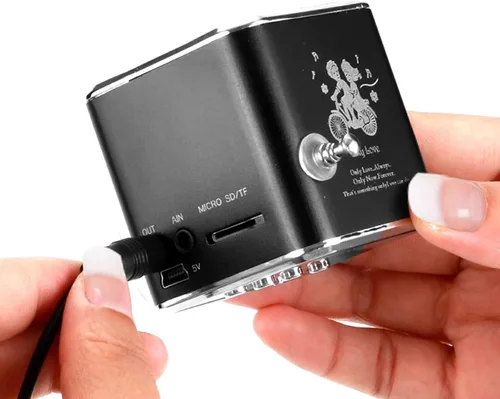 Vista 6 de Mini altavoz Bluetooth, reproductor de música inalámbrico Etigood portátil, radio FM, estéreo digital, reproductor MP3, compatible con tarjeta Negro