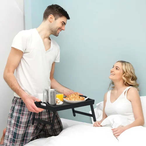 Vista 3 de Paquete de 2 bandejas de cama para mesa de desayuno, bandejas de servir, bandeja de bambú para cama portátil con patas plegables, asas y soportes
