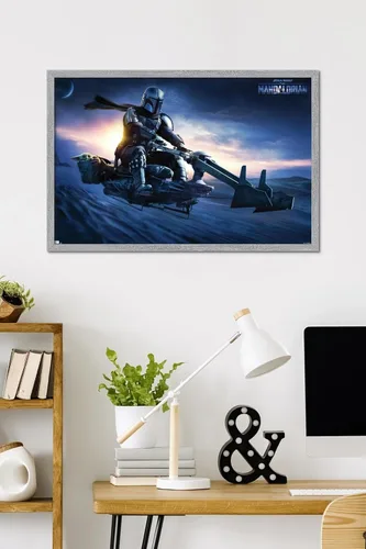 Vista 47 de Star Wars: The Mandalorian - Póster de pared Grogu Sunset Speeder, 34 pulgadas de largo x 22.4 W, versión premium sin marco