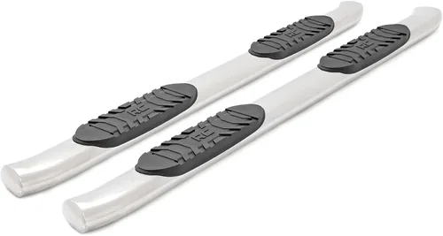 Vista 4 de Rough Country Escalones Nerf ovalados de acero inoxidable para Chevy Silverado y GMC Sierra 1500/2500HD/3500HD (2007-2019) Crew Cab - Rieles
