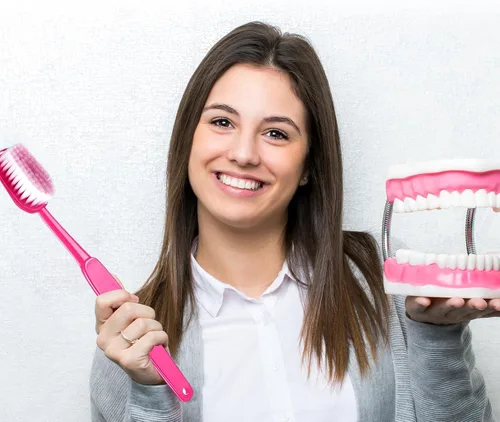 Vista 6 de Paquete de 2 cepillos de dientes gigantes de 15.75 x 1.57 pulgadas, cepillos de baño de gran tamaño, artículo de comedia enorme para accesorio