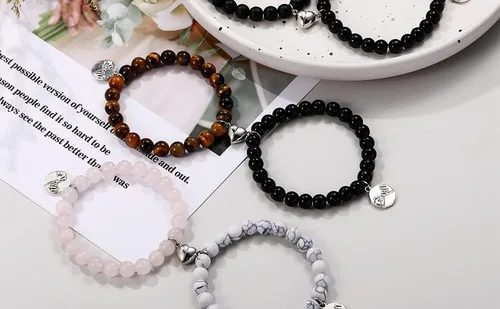 Vista 8 de GIEIWIW Magnetic Bracelets for Couples Love Bracelets Distance Natural Beaded Bracelet Valentines Day Gifts