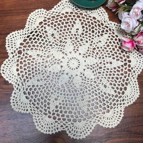 Vista 6 de Damanni Mantel de encaje hecho a mano de algodón hecho a mano, redondo, beige, 12 pulgadas