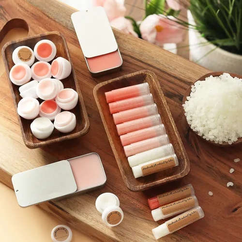 Vista 4 de Kit de bricolaje 𝗣𝗥𝗘𝗠𝗜𝗨𝗠 de CraftZee para hacer bálsamo labial. Pack de brillo labial DIY, cera de abeja natural, manteca de karité, aceite