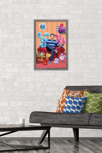 Vista 2 de Nickelodeon Blue's Clues - Póster de pared grupal, 22.4 pulgadas de largo x 14.7 pulgadas de ancho, versión enmarcada de madera de granero