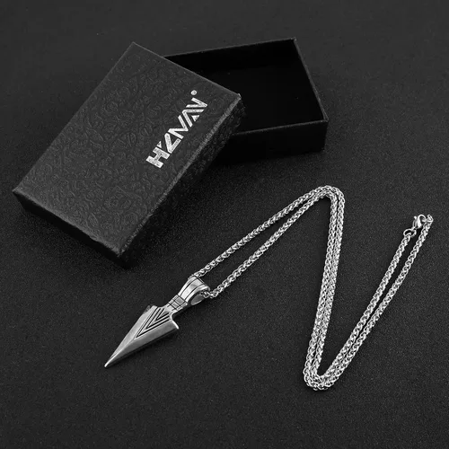 Vista 6 de HZMAN Collar con colgante de flecha de acero inoxidable para hombre con cadena de trigo de acero