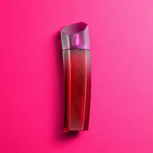 Vista 5 de ESCADA MAGNETISM EDP SPRAY 1.6 oz
