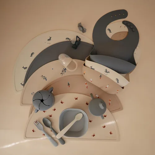 Vista 38 de Mushie - Babero de silicona para bebé, ajustable y resistente al agua (abejas) De 4 a 24 meses, lavable a máquina, correa ajustable