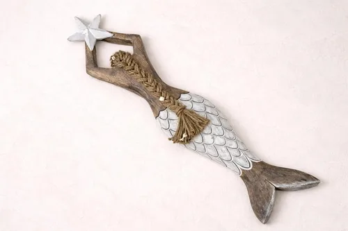 Vista 6 de OMA Arte de pared de sirena para decoración del hogar, playa náutica costera, madera, sirena, estrella, estatua colgante, escultura para decoración