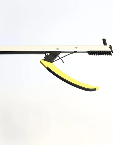Vista 3 de NRS Healthcare L36195 Ready Reacher - Longitud de ayuda de alcance 66 cm (26") (elegible para alivio del IVA en el Reino Unido)