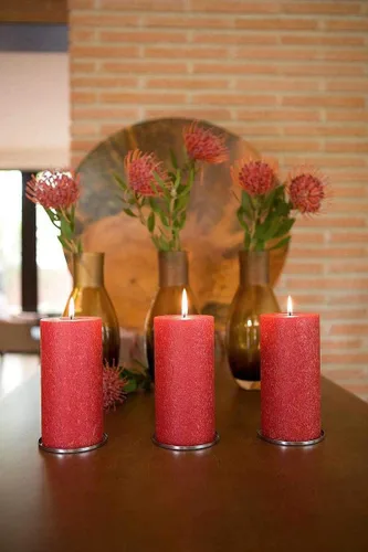 Vista 10 de Vela de pilar con fragancia de línea de árboles, de Root Candels, man-made-material, Hollyberry, 6 - pulgadas