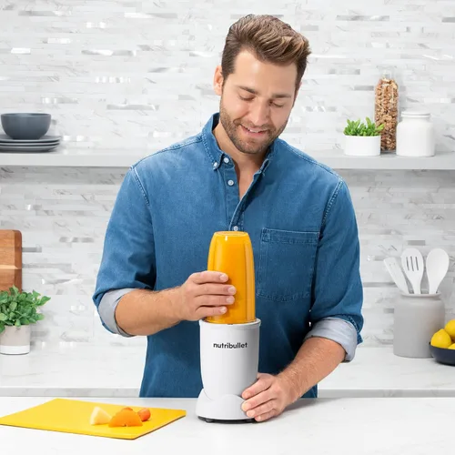 Vista 6 de nutribullet Pro 900W 13-Piece Matte ALL WHITE