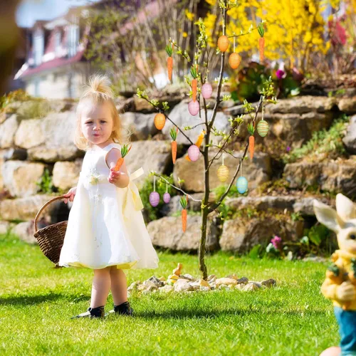 Vista 5 de YBB 24 adornos de zanahoria de huevo de Pascua, huevos colgantes de espuma brillante, zanahorias para suministros de fiesta de Pascua, decoración