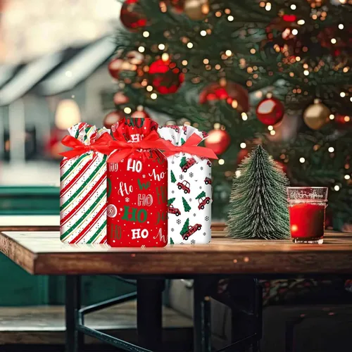 Vista 6 de Funrous 50 Piezas Bolsas de Navidad con Cordón Bolsas de Regalo de Plástico con Cordón de Navidad Bolsa de Dulces a Cuadros de Búfalo de Navidad