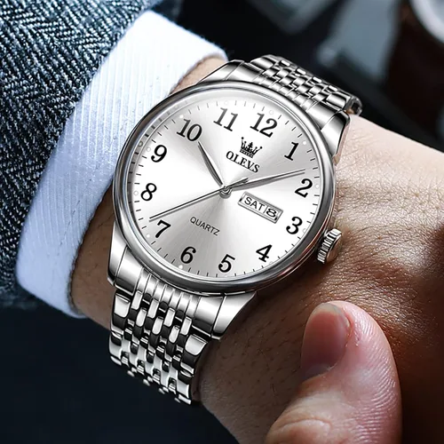 Vista 2 de OLEVS Reloj plateado para hombre, de acero inoxidable, impermeable, fácil de leer, con números arábigos, Azul, Negocio