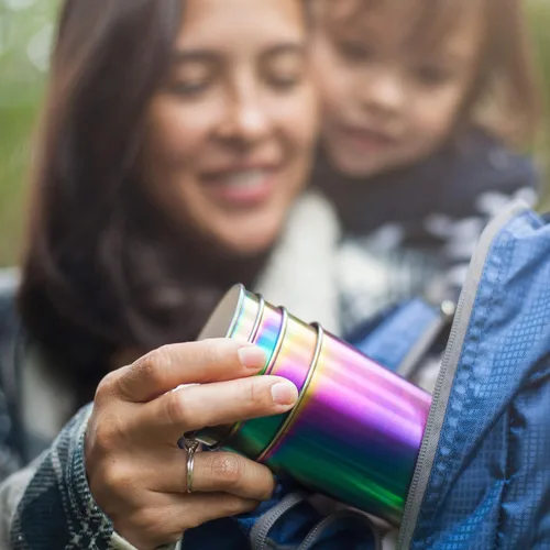 Vista 3 de Vasos Rainbow de acero inoxidable de 10 onzas, paquete de 4 unidades, ideales para niños, ecológicos, saludables, de grado alimenticio, duraderos e