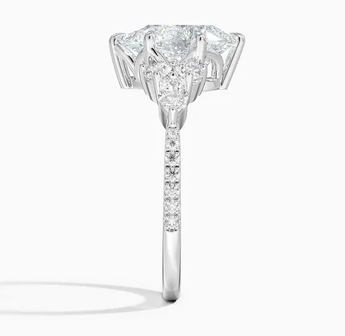 Vista 2 de IGI - Anillo de compromiso de diamantes creados en laboratorio con diseño de pera blanca de 1.56 quilates con diamantes redondos de laboratorio