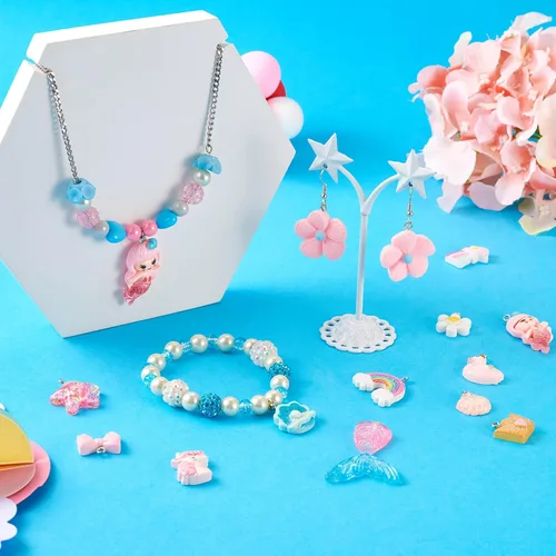 Vista 3 de Craftdady Colgantes de Resina de Alas de Mariposa y Alas de Hada - Lindos Colgantes Colgantes de Animales y Dijes de Hongos - Dijes Degradados