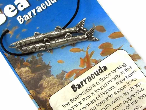 Vista 2 de Barracuda colgante wCord Collar y tarjeta de información