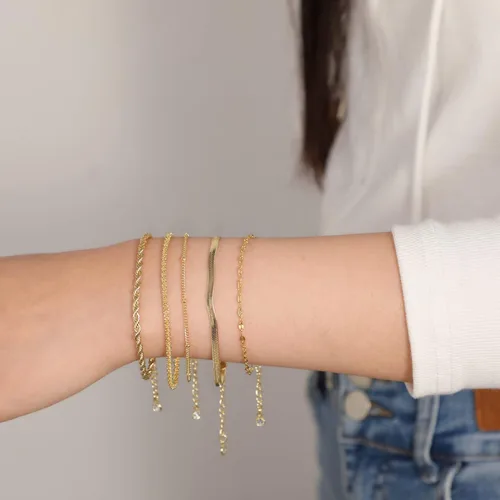 Vista 9 de LEXODY Pulseras de oro para mujer, juego de pulseras de espiga de oro de 14 quilates, delicadas joyas de espiga apilables, cadena fígaro, cadena