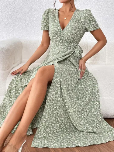Vista 8 de OYOANGLE Vestido largo de manga corta con cuello en V y estampado floral bohemio para mujer