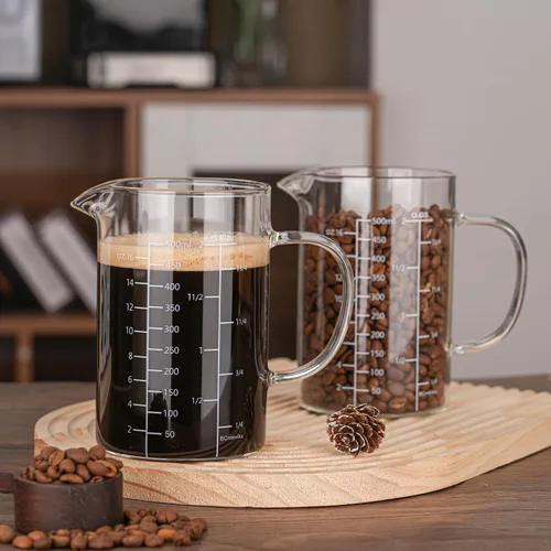 Vista 2 de BCnmviku Taza medidora de vidrio de 500ML 2 tazas con asa, vidrio de borosilicato alto tres escalas