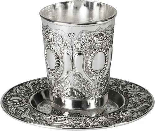 Vista 2 de Ner Mitzvah Kidush Taza y bandeja – Taza de vino niquelada de alta calidad – para Shabat y Havdalah – Judaica Shabbos y regalo de vacaciones