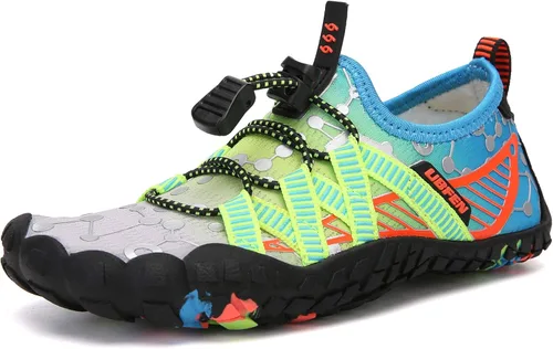 Vista 4 de UBFEN Zapatos de agua para niños y niñas, calcetines acuáticos descalzos, playa, deportes, natación, piscina, secado rápido, ligeros, niños pequeños