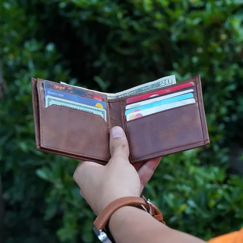 Vista 2 de Customizable Genuine Leather Bifold Wallet, Minimalist Custom Mens Card Holder Wallet (Dark Brown)