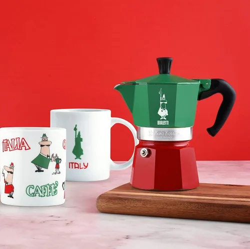 Vista 2 de Bialetti Moka Express 3 Tazas (Italia- Multicolor): Hecho en Italia