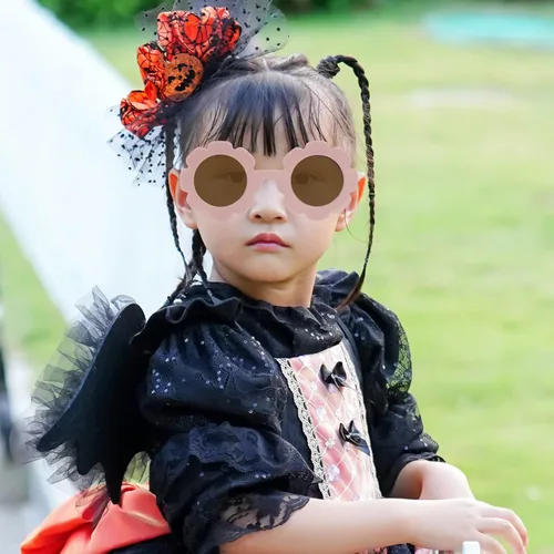 Vista 7 de 8 lentes de sol, gafas de sol redondas en forma de flor para accesorios de fiesta, regalos divertidos