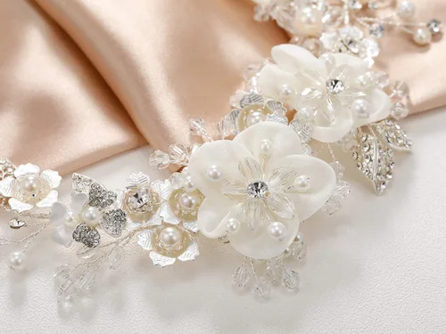 Vista 6 de SWEETV Diadema de boda con flores de tul marfil para niñas, accesorios