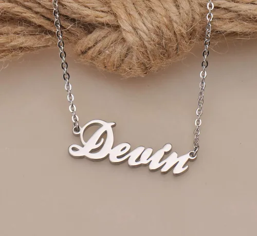 Vista 2 de Collar personalizado con nombre de madre personalizado para mujer
