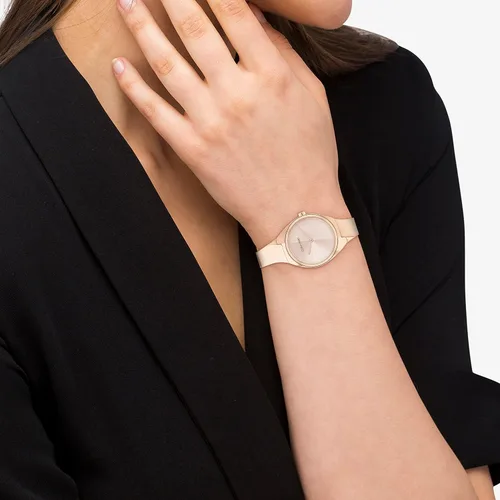 Vista 4 de Calvin Klein Reloj de cuarzo para mujer con encanto