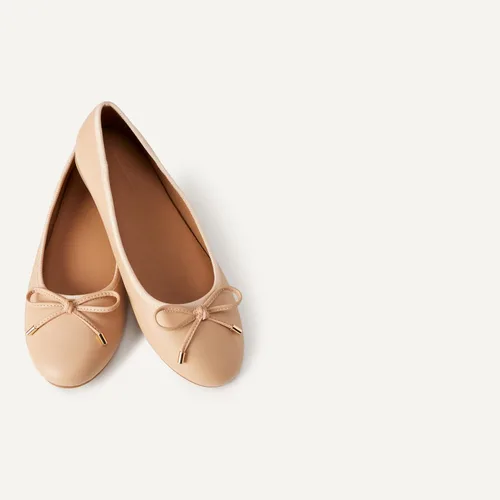 Vista 3 de Amazon Essentials Bailarinas con lazo