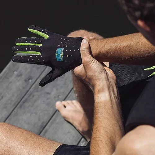 Vista 5 de Radar Men's Range Water Sports Gloves - Amara Grip Palm, Perforated Nylon Backhand, Thumb Bumper Protection, Lightweight Stretch Fit Design