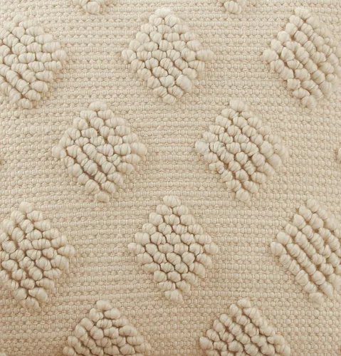 Vista 3 de SARO LIFESTYLE Almohada de diamante Pom Pom con relleno de plumón