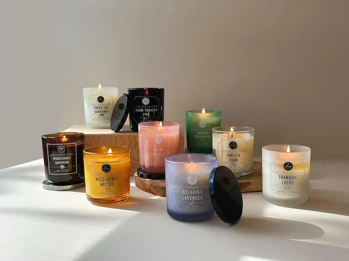 Vista 6 de DW Home Vela perfumada de pétalos de peonía para el hogar, tarro de vela de 9 onzas, 8.8 onzas, hasta 33 horas de combustión, vela perfumada de lujo