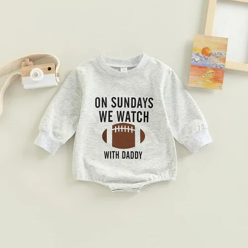 Vista 2 de Muasaaluxi Ropa para bebé recién nacido, niñas y niños, los domingos, con texto en inglés We Watch Football with DaddyMom, sudadera para el otoño