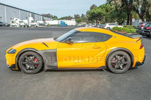 Vista 2 de Repuesto para modelos Toyota GR Supra 2020 actuales JDM Artisan Spirit Style Fibra de Carbono Moldeo de Rueda Lateral Trasera Moldura Fender Flare