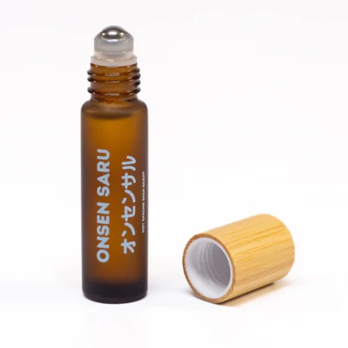 Vista 3 de IPPINKA Aceite MCT con aroma japonés a madera de cedro y pino Matsu – Roll-on Skin Scent – 0.3 fl oz